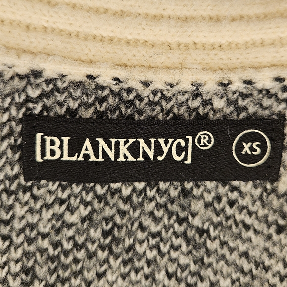 BLANK NYC Star Pattern Open Front Knit Cardigan - Cream & Charcoal - Picture 5 of 8